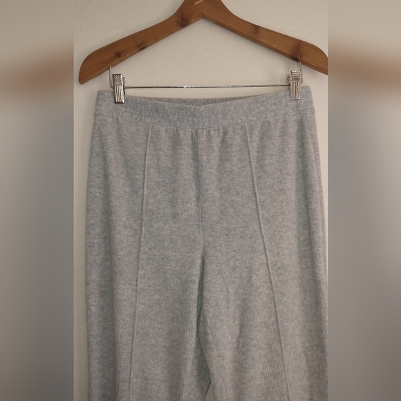 American Eagle Arie Gray Groove On High Waisted Ribbed Flared Pants M - Picture 4 of 5